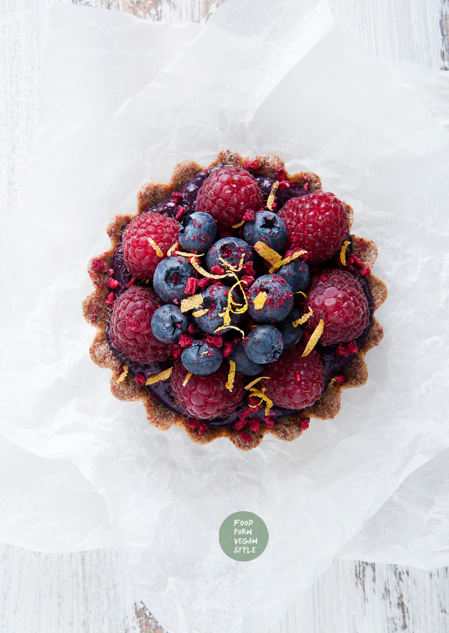 Blueberry tart (raw & vegan)