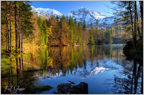 autumn lake alps water landscape austria mirror see österreich outdoor herbst berge alpen landschaft spiegelung oberösterreich gebirge salzkammergut upperaustria totesgebirge grünau mountiain
