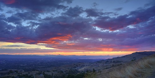 california sunset sky cloud landscape raw day cloudy outdoor sanjose siliconvalley hdr mthamilton photomatix fav200 1xp mounthamiltongrandviewrestaurant nex6 selp1650