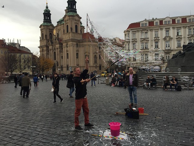 prag 056 bubbles, Old Town Square, Prague