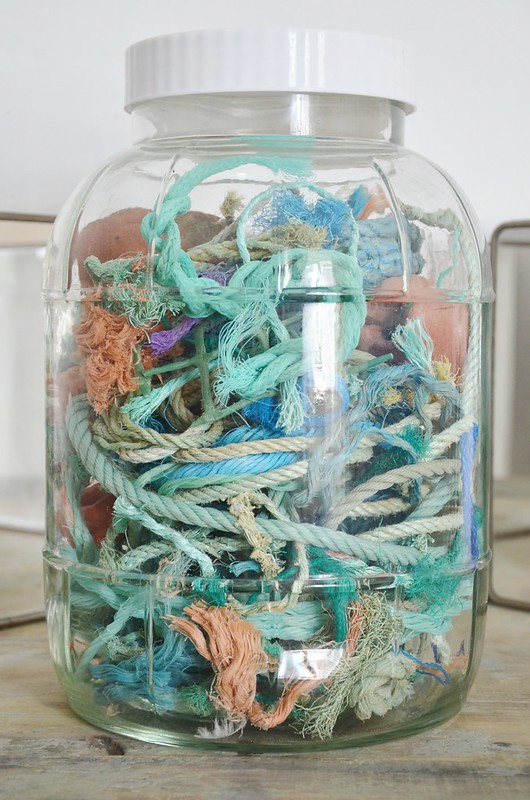 ropes in a jar