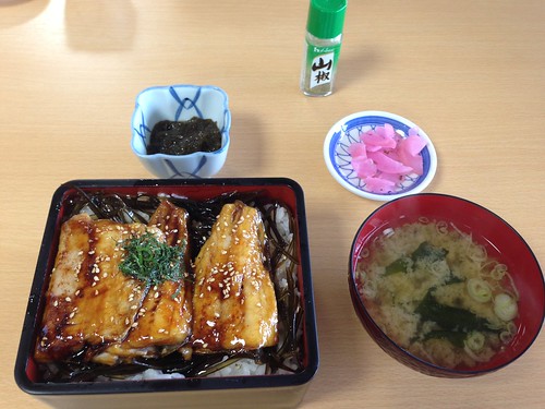 rebun-island-takechan-sushi-kabayaki-don-of-hokke-fish02