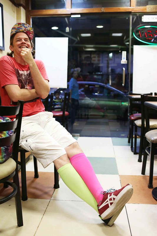 City Style – A Man in Asymmetrical Colours, Subway Restaurant, Khan Market