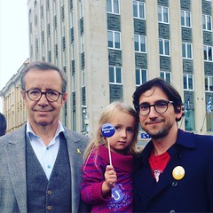 When you and the president show up at the #sõbralikeesti event with the same glasses. #awkward @ilvestoomas