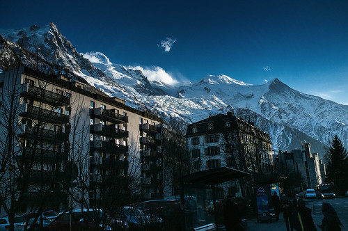 chamonix france resort skiresort fujix100 finepixx100 35mm sunnyday glacier montblanc auguilledemidi