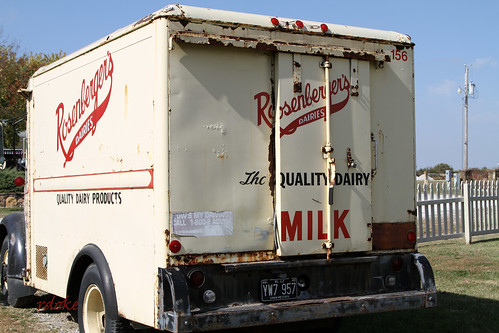 truck missouri milktruck divco rosenbergers redoakll