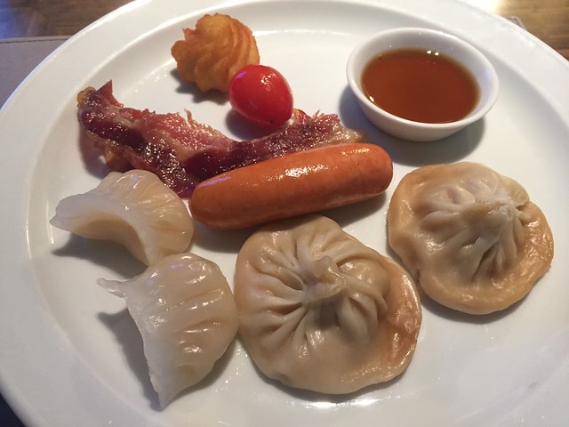 Breakfast buffet - Renaissance Beijing Wangfujing Hotel