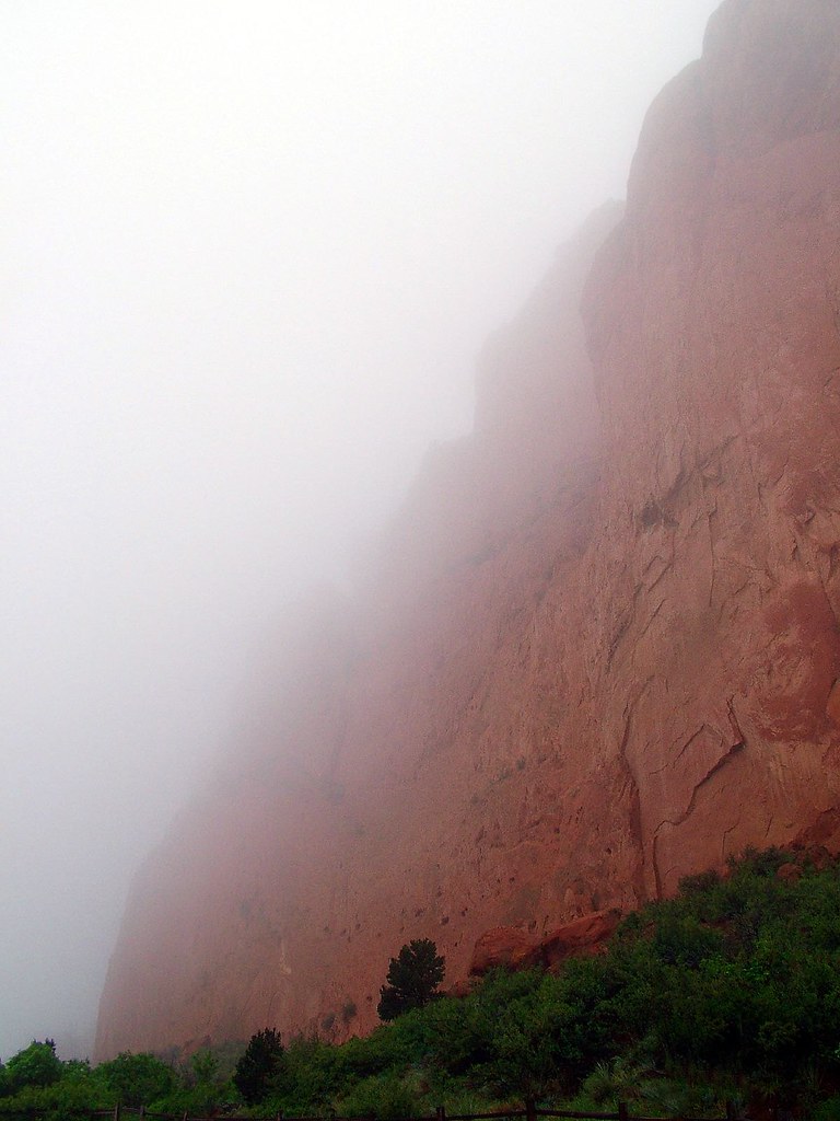 Garden Of The Gods Kissing Camels In Fog We Knew We Want Flickr