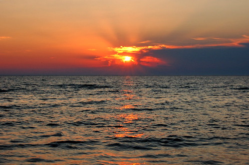 wood sunset red orange sun lake beach water d50 nikon michigan vanburen vanburenstatepark