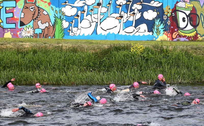 Competitors in action during the swim section of the Olympic category 30/5/2015 - TriAthy - IX Edition - 31 May 2015
