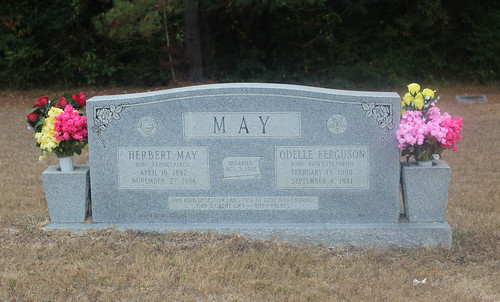 family graveyard cemetary graves
