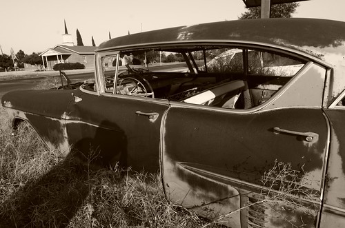 abandoned classiccar gm cadillac 1957 fleetwoodsixtyspecial lefttorust cadillacfleetwoodsixtyspecial