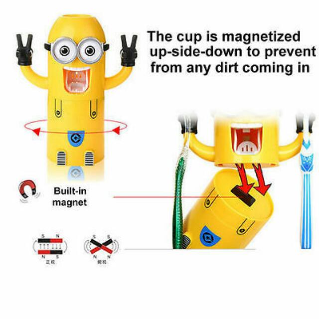 despicable_me_minions_automatic_toothpaste_dispenser__2_toothbrush_holder_set_1440204708_70405cff