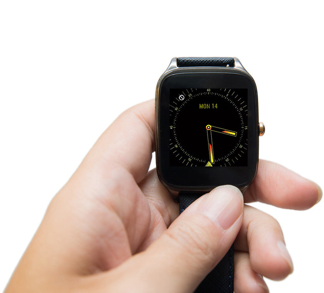 更洗鍊更成熟 ZenWatch 2 最棒智慧手錶 (1) 開箱動手玩 @3C 達人廖阿輝