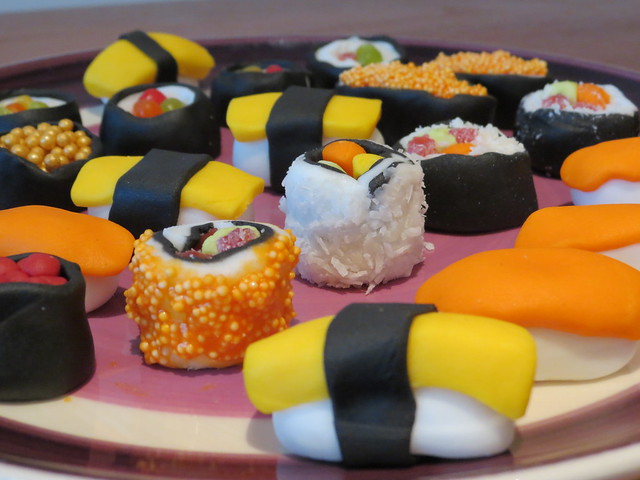 Cooking: White Chocolate & Wasabi Sushi Cupcakes