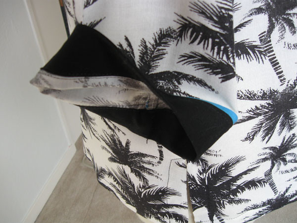 palm tree tunic sleeve detail