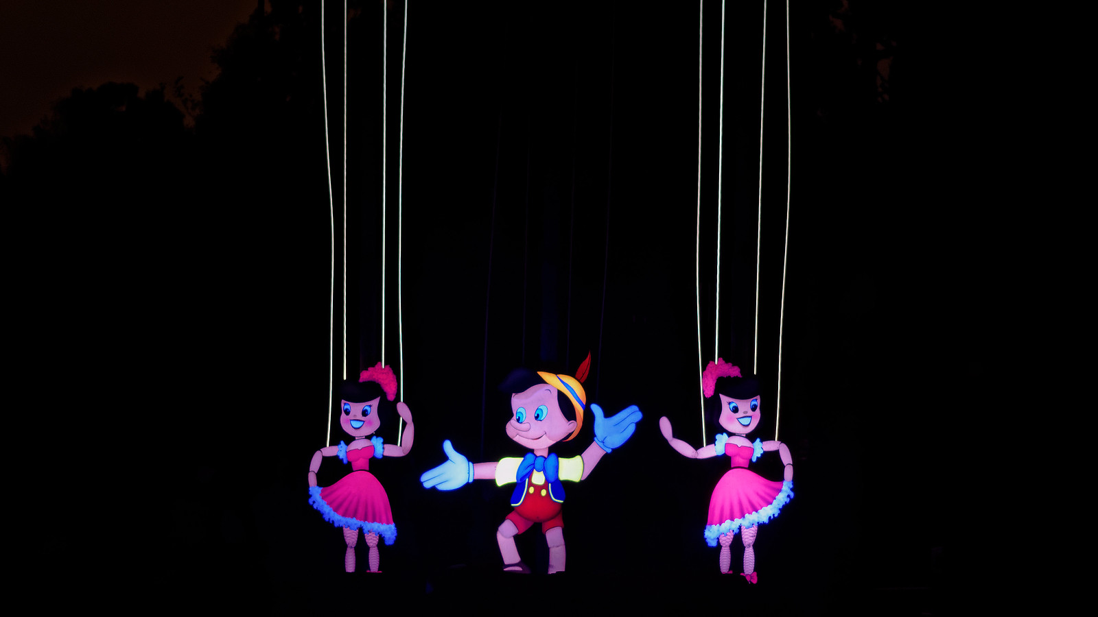 Pinocchio Puppets - Fantasmic