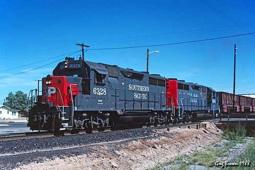southernpacific sp spsunsetroute trains railroads desert sunsetroute train emd arizona