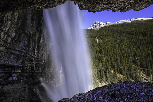 canada rockies waterfall blending panthe