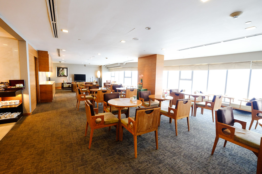 Grand Mercure Roxy Singapore Executive Lounge Interior