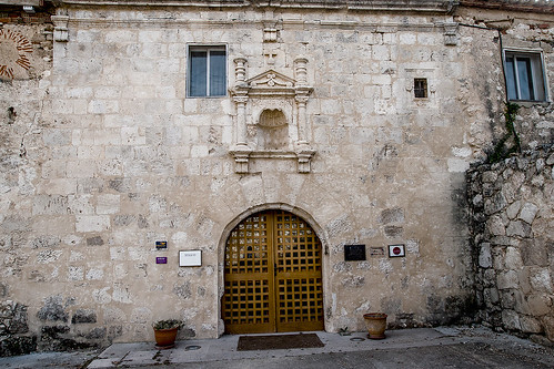 door españa abbey spain puerta gate monastery burgos monasterio abadia esgueva tortoles cenobio monasteriodesantamaríalareal monasteriodetortolesdeesgueva