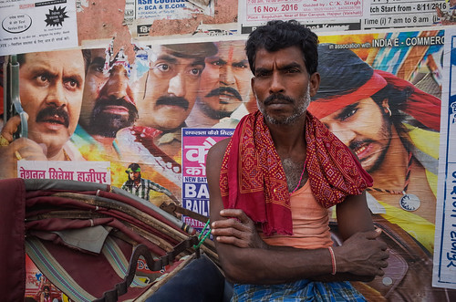 hajipur bihar india in hindu asia street streetphotography christianclowes ricoh ricohgr outdoor 28mm bollywood faces portrait man candid