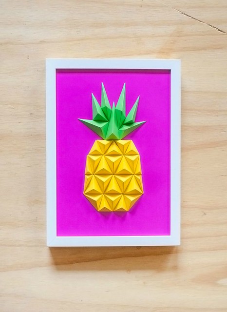 ALTA Papercraft Pineapple