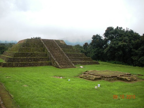 ruins pyramid ruinas michoacan tingambato