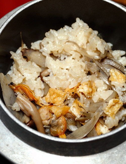 Kamameshi Rice Boiled with Mie's Clams