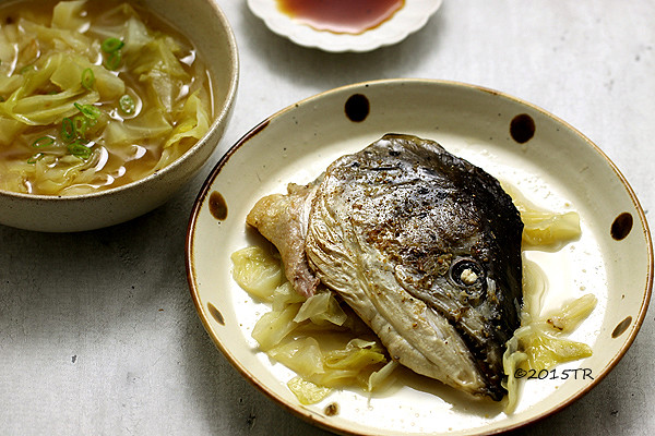 鮭魚頭高麗菜鍋，及鹽烤鮭魚頭-20151129