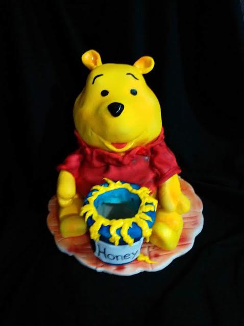 Winnie the Pooh by Mariana Sanchez of Creating sweet ideas