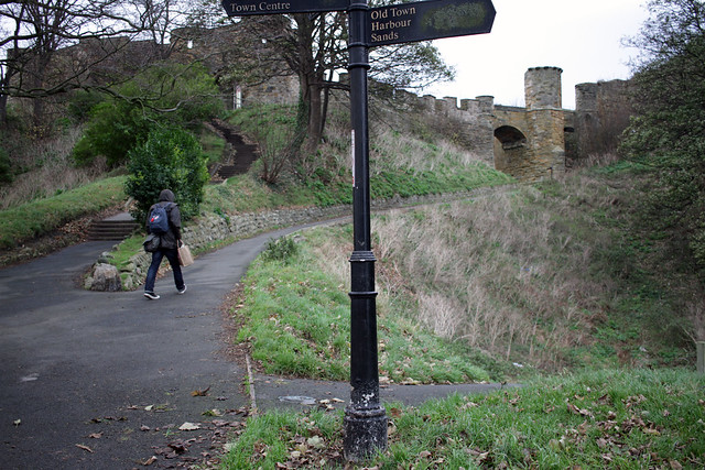 walking-to-the-castle