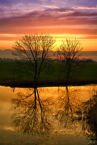 sun sunset colors holland reflections water trees landscape canon eos hs hettys hetty sky clouds