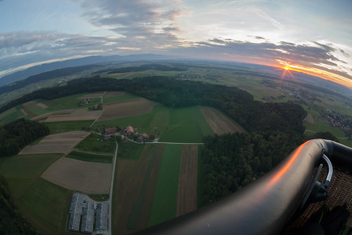 sunrise schweiz switzerland suisse earlymorning bern svizzera aerialphotography ballooning ch hotairballooning heissluftballon ballonfahren grafenried