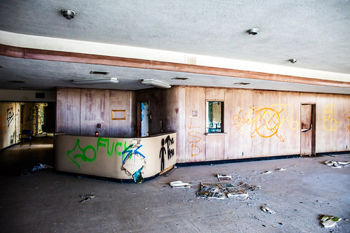 usa abandoned hospital graffiti unitedstates michigan unitedstatesofamerica detroit psychiatrichospital northville waynecounty northvilletownship northvillepsychiatrichospital northvilleregionalpsychiatrichospital