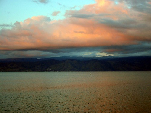 clearlake sunset clouds reflection lakecounty