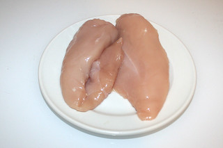 01 - Zutat Hähnchenbrust / Ingredient chicken breast