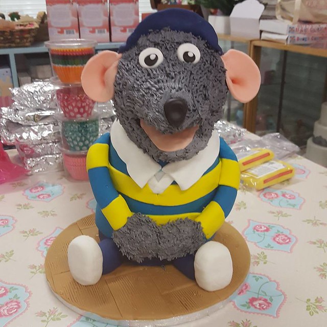 Roland Rat Themed Cake by Michelle Leyden of The Bygone Bakery