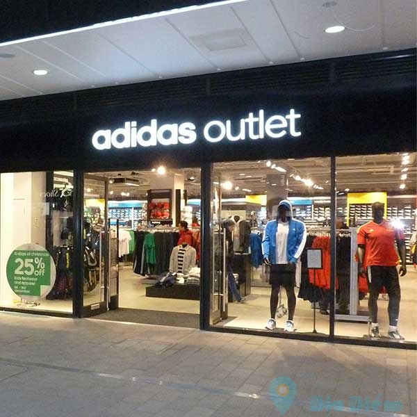 adidas AEON MALL Oulet