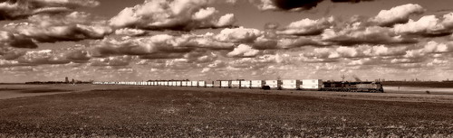 stack train clouds bnsf