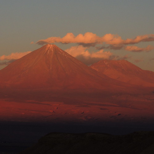 chile atardecer volcano andes altiplano volcán volcanoe punadeatacama regióndeantofagasta volcánlicancabur juriques