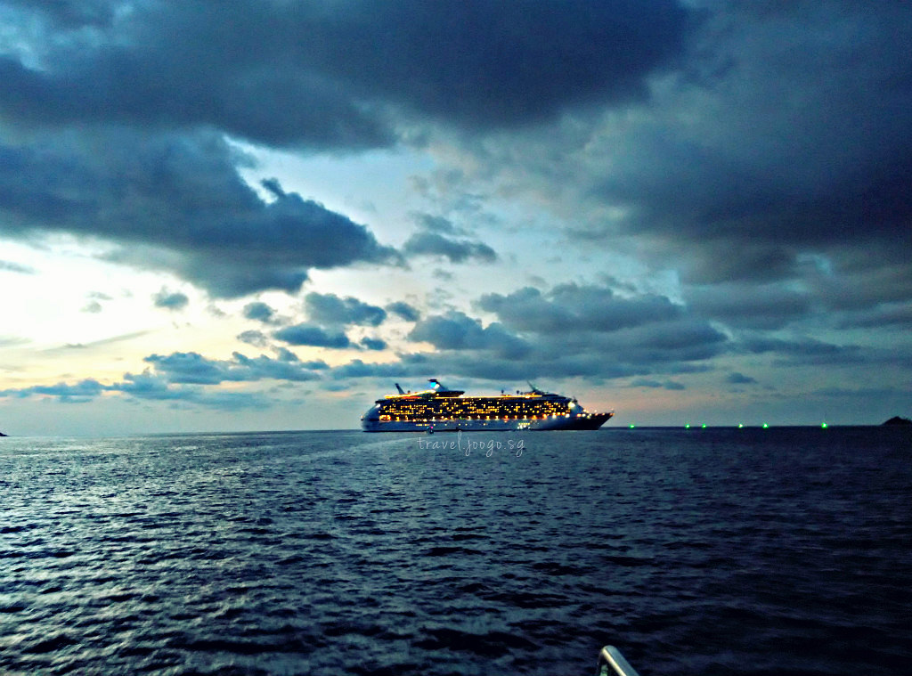 Mariner of the Seas 1 - travel.joogo.sg