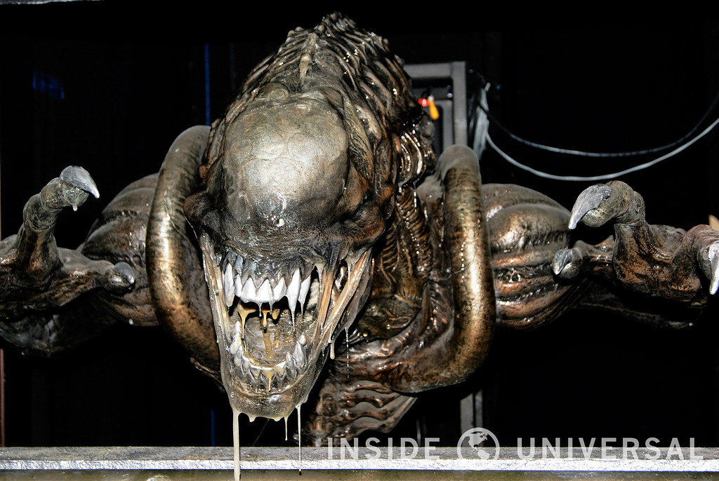 Inside Halloween: Michael Meyers Comes Home & Alien vs Predator at Halloween Horror Nights 2015