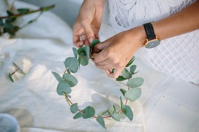 How To Create A Quick Eucalyptus Table Setting