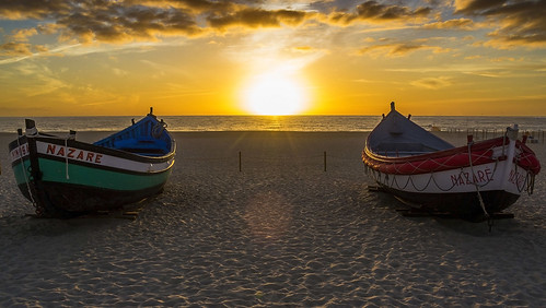 sunset sol beach portugal atardecer boat barca dusk puesta region leiria nazare oeste