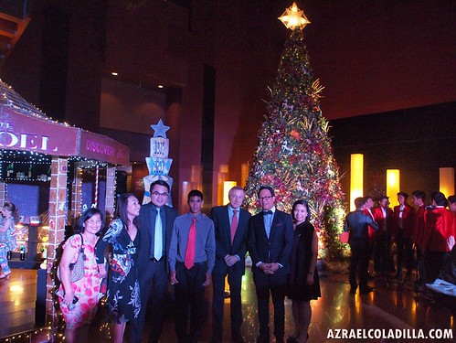 Christmas tree lighting at Discovery Suites Ortigas