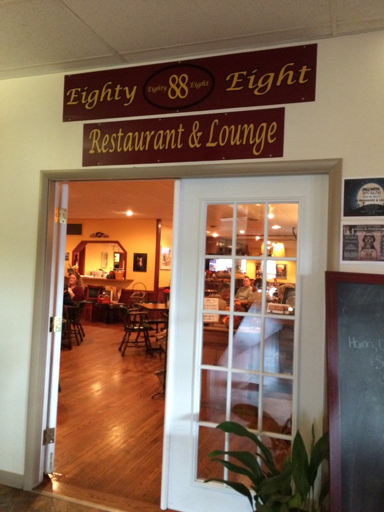 88 Restaurant & Lounge