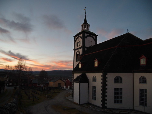 sunset church røros ziir bergstadens
