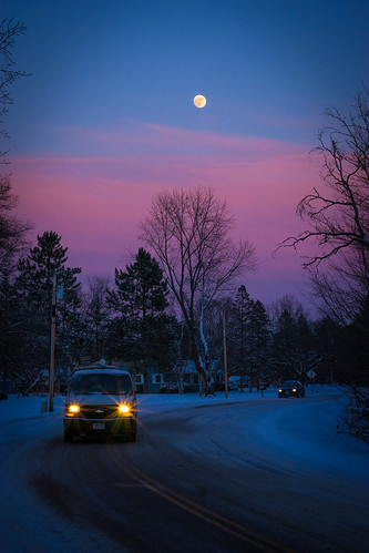 sonyalpha zeissloxia dusk bluehour loxia2485 moon night roadside snow sunset winter