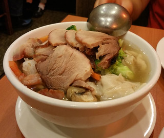 house special wor wonton soup (SMALL) - initial bowl